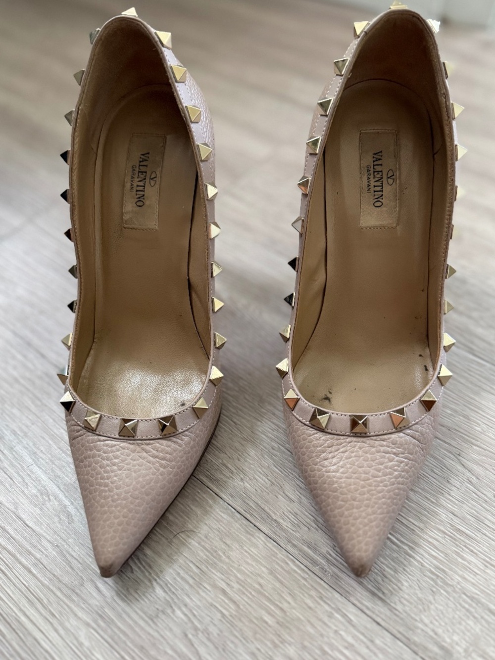 Valentino Nude Rockstud Pointed Toe Heels 37